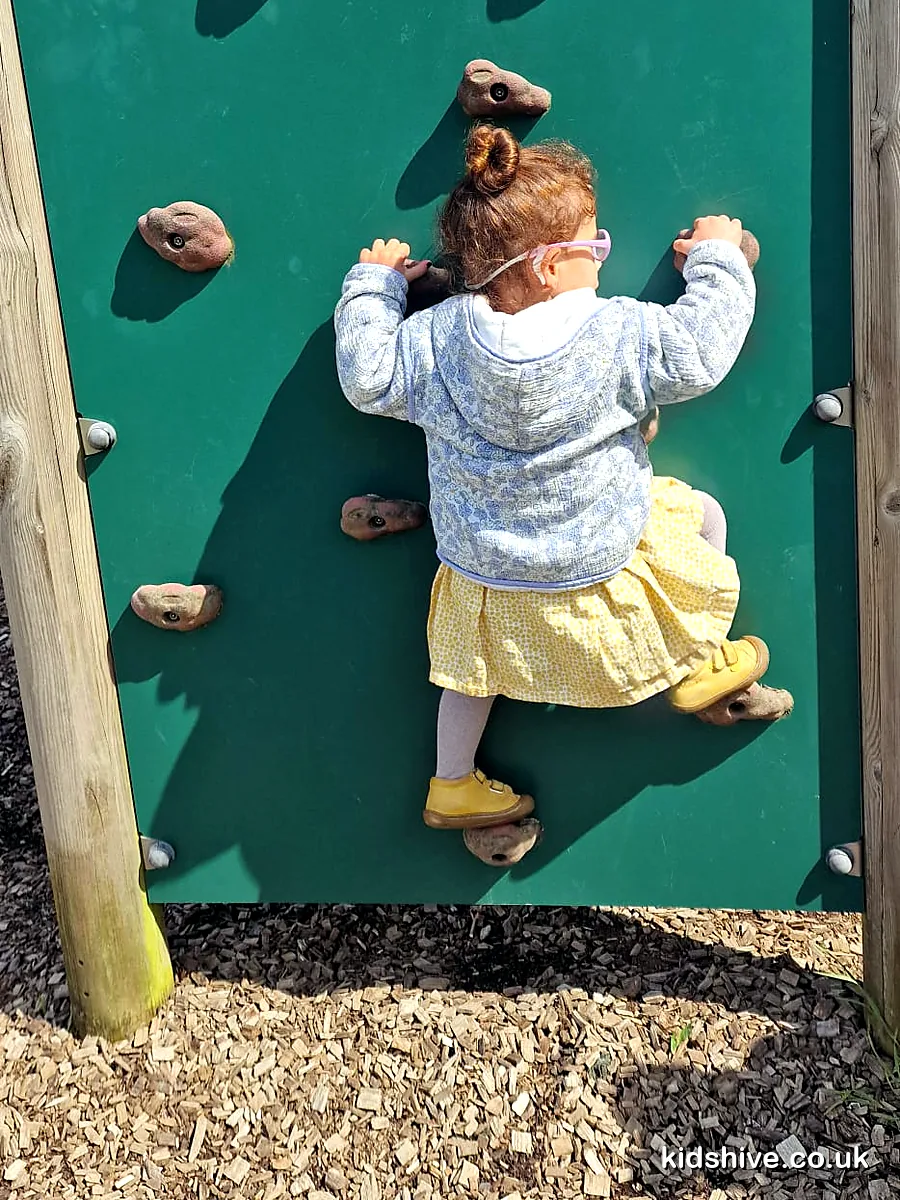 Active outdoor play